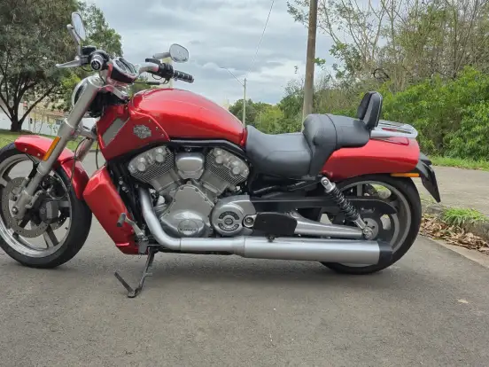 HARLEY-DAVIDSON-V-ROD MUSCLE HARLEY-DAVIDSON-V-ROD MUSCLE-2012