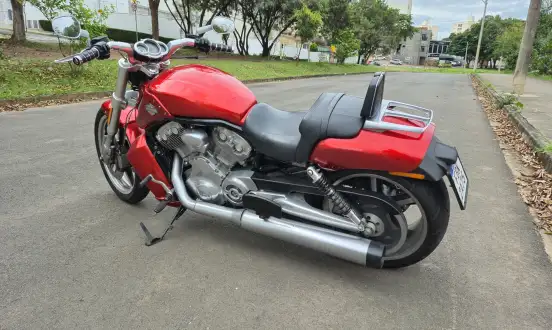 HARLEY-DAVIDSON-V-ROD MUSCLE-2012