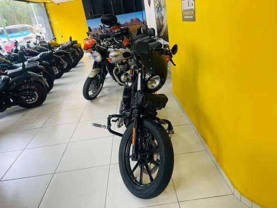 HARLEY-DAVIDSON-SPORTSTER IRON 1200-2020