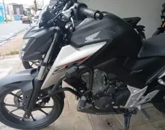 HONDA CB 300F TWISTER CBS HONDA CB 300F TWISTER CBS