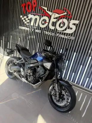 HONDA-CB 650R E-CLUTCH-2026