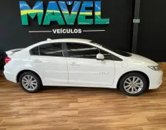 HONDA CIVIC 1.8 LXS 16V FLEX 4P AUTOMÁTICO HONDA CIVIC 1.8 LXS 16V FLEX 4P AUTOMÁTICO