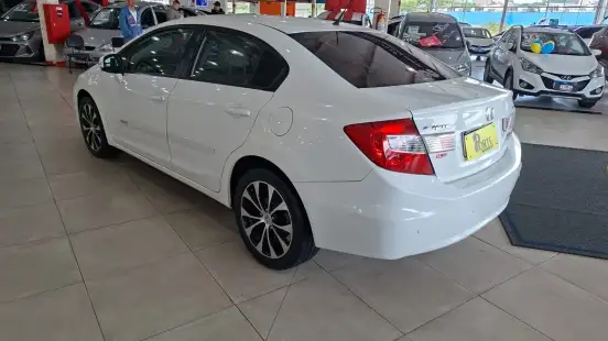 HONDA-CIVIC-2015