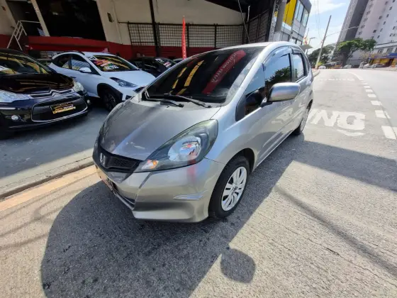 HONDA FIT 1.4 CX 16V FLEX 4P AUTOMÁTICO