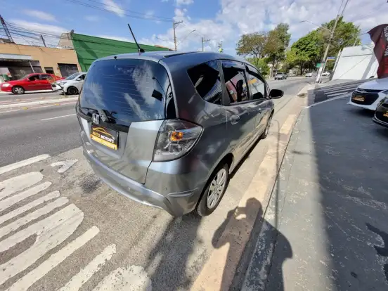 HONDA-FIT-2013