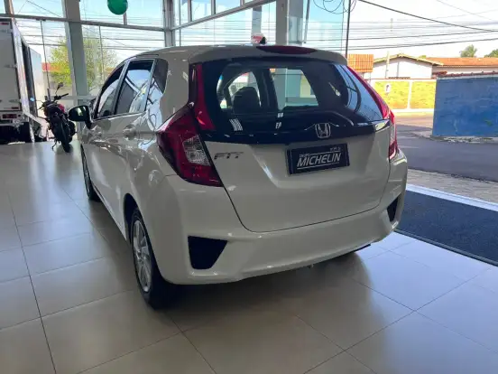 HONDA-FIT-1.5 DX 16V FLEX 4P AUTOMÁTICO HONDA-FIT-2016