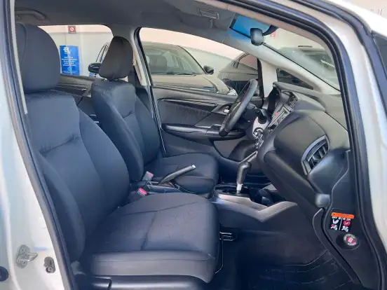 HONDA-FIT-2016