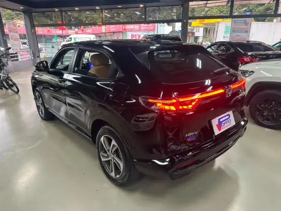 HONDA-HR-V-2023