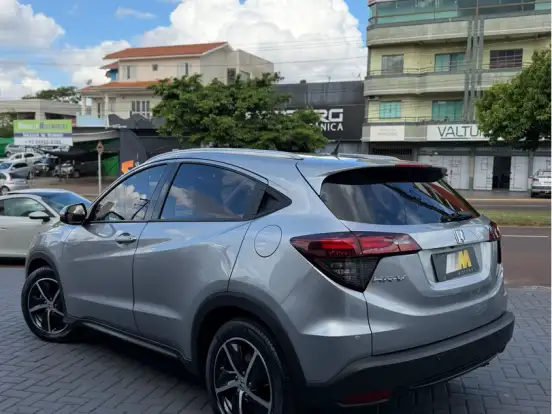 HONDA-HR-V-1.8 16V FLEX LX 4P AUTOMÁTICO HONDA-HR-V-2016