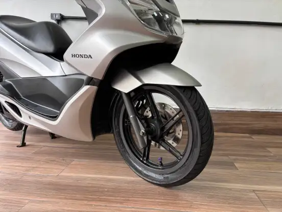 HONDA-PCX DLX-2017