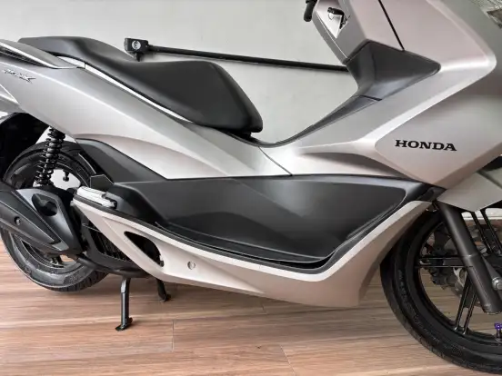 HONDA-PCX DLX-2017
