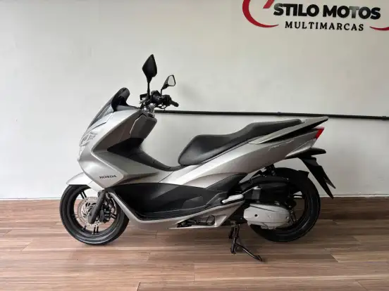 HONDA-PCX DLX-2017