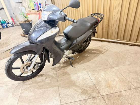 HONDA-BIZ 125 EX-2012