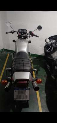 HONDA-CB 400-1983