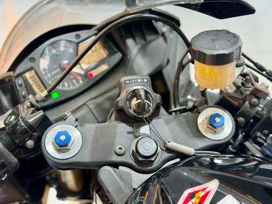 HONDA-CBR 600RR-2011