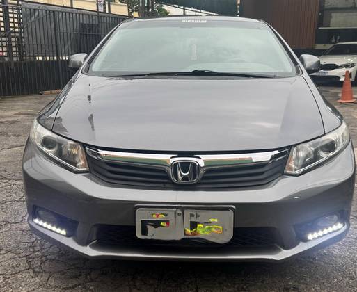 HONDA CIVIC 1.8 LXS 16V FLEX 4P AUTOMÁTICO