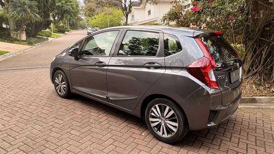 HONDA-FIT-2016