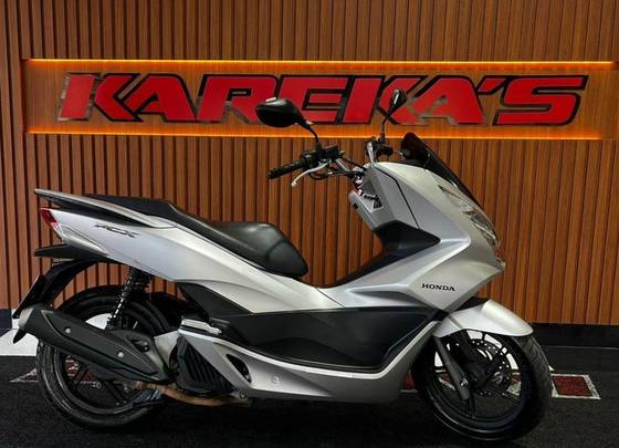 HONDA PCX DLX 