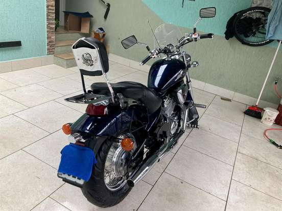 HONDA-SHADOW 600C VT-2002
