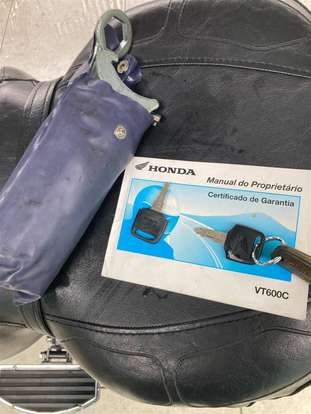 HONDA-SHADOW 600C VT-2002
