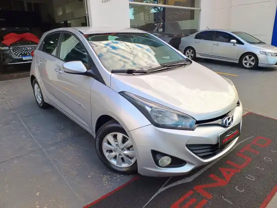 HYUNDAI-HB20-2015
