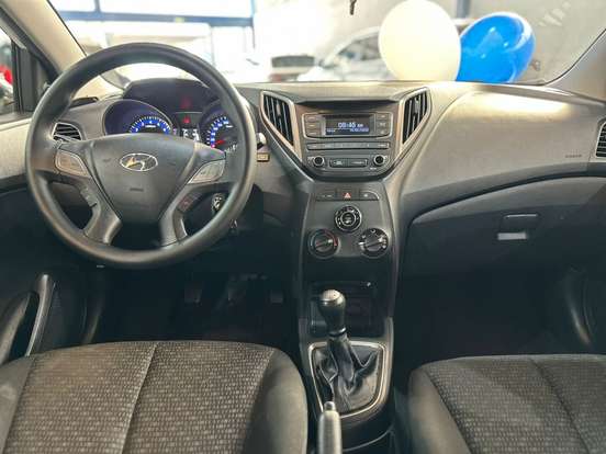 HYUNDAI-HB20-2018