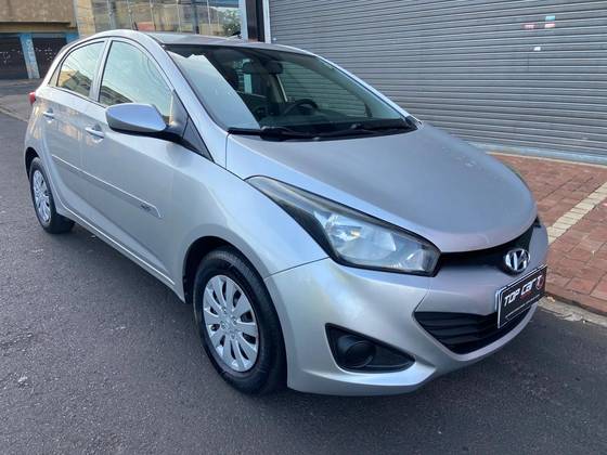 HYUNDAI HB20 1.0 COMFORT PLUS 12V FLEX 4P MANUAL
