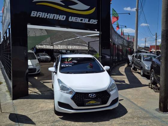 HYUNDAI HB20 1.0 COMFORT PLUS 12V FLEX 4P MANUAL