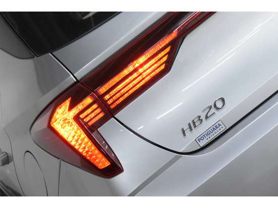 HYUNDAI-HB20-1.0 TGDI FLEX COMFORT PLUS AUTOMÁTICO HYUNDAI-HB20-2024