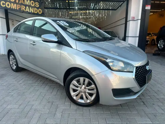 HYUNDAI HB20S 1.6 COMFORT PLUS 16V FLEX 4P AUTOMÁTICO