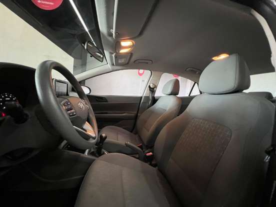 HYUNDAI-HB20S-2024