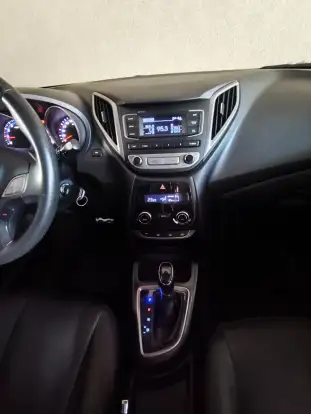 HYUNDAI-HB20X-2016