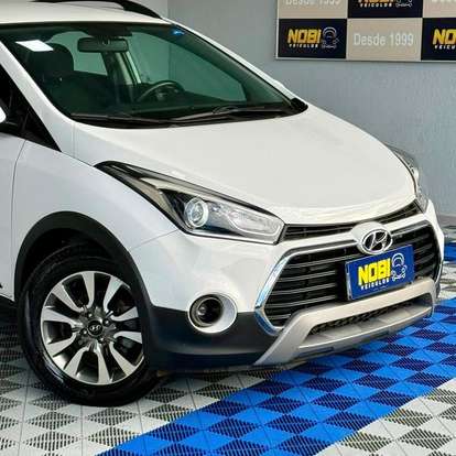 HYUNDAI-HB20X-2016