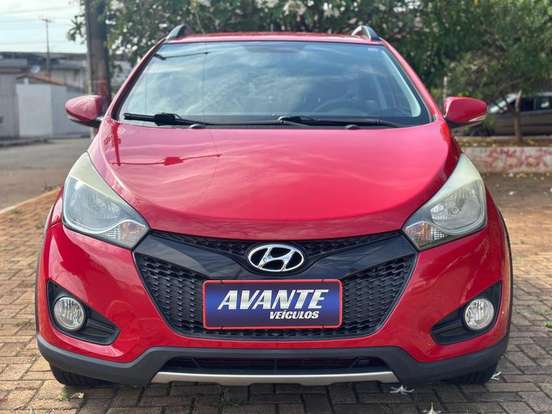 HYUNDAI-HB20X-1.6 16V PREMIUM FLEX 4P AUTOMÁTICO HYUNDAI-HB20X-2015