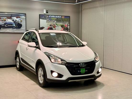 HYUNDAI-HB20X-1.6 16V STYLE FLEX 4P AUTOMÁTICO HYUNDAI-HB20X-2015