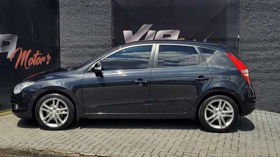 HYUNDAI-I30-2.0 MPFI GLS 16V GASOLINA 4P MANUAL HYUNDAI-I30-2009
