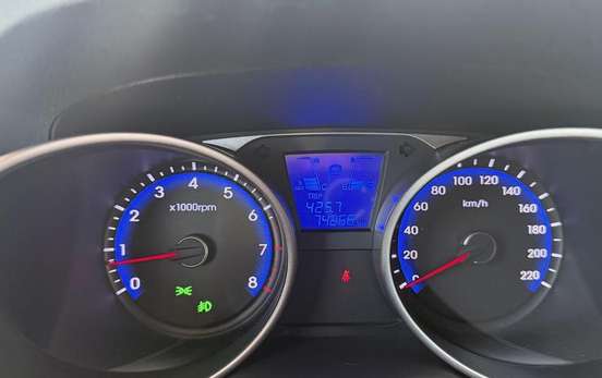 HYUNDAI-IX35-2021