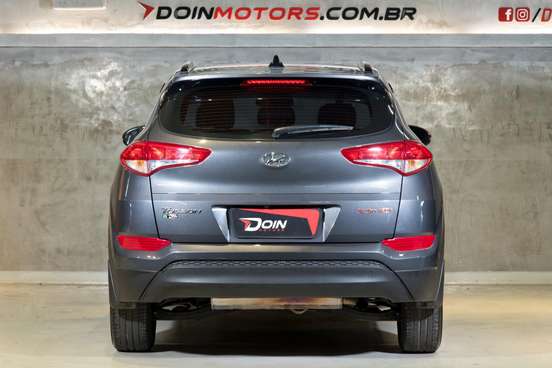 HYUNDAI-TUCSON-2021