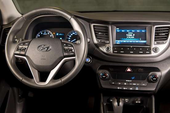HYUNDAI-TUCSON-2021