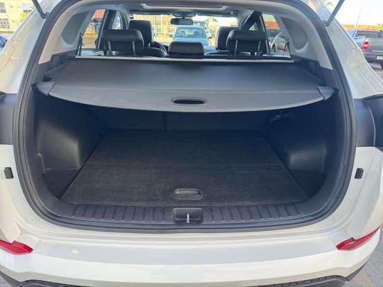HYUNDAI-TUCSON-2021