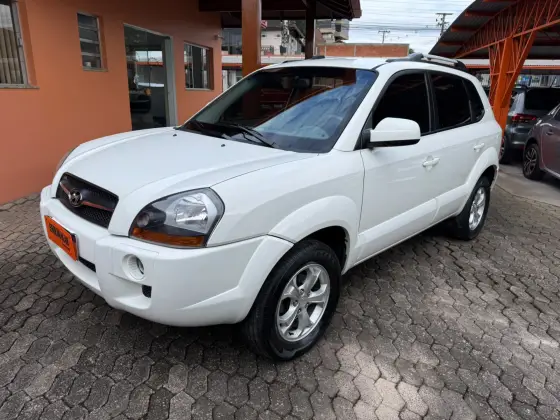 HYUNDAI TUCSON 2.0 MPFI GLS 16V 143CV 2WD FLEX 4P AUTOMÁTICO