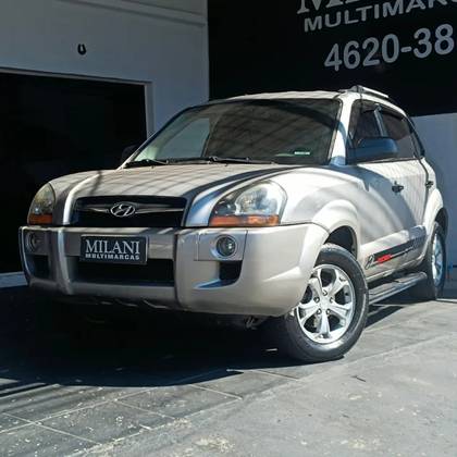 HYUNDAI TUCSON 2.0 MPFI GL 16V 142CV 2WD GASOLINA 4P AUTOMÁTICO