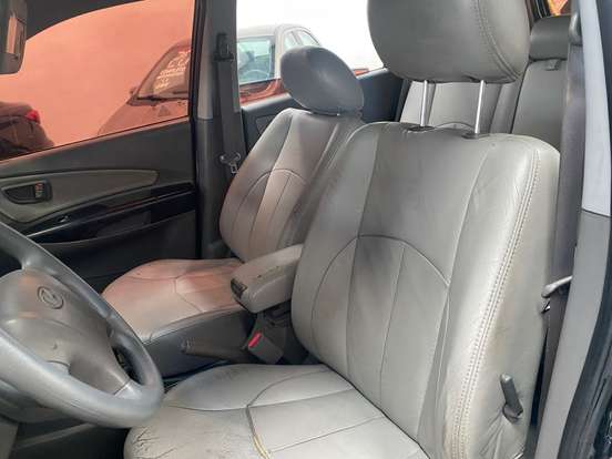 HYUNDAI-TUCSON-2008