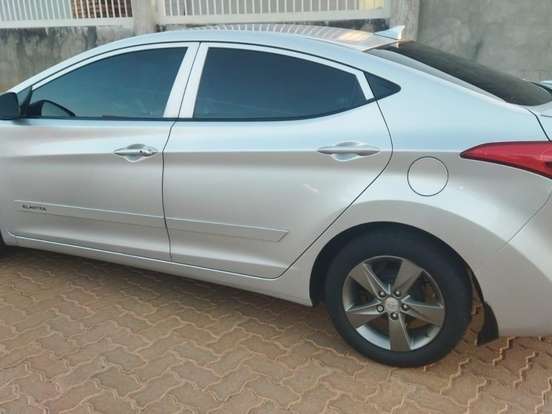 HYUNDAI-ELANTRA-2.0 GLS 16V FLEX 4P AUTOMÁTICO HYUNDAI-ELANTRA-2012