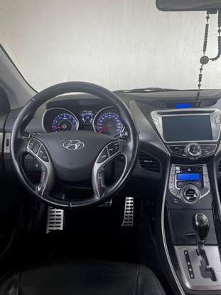 HYUNDAI-ELANTRA-2012