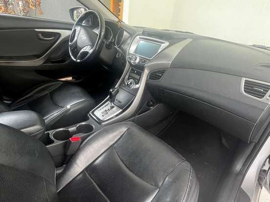 HYUNDAI-ELANTRA-2.0 GLS 16V FLEX 4P AUTOMÁTICO HYUNDAI-ELANTRA-2012