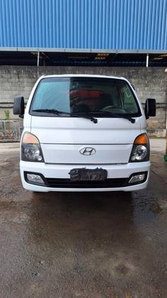 HYUNDAI HR 2.5 LONGO SEM CAÇAMBA 4X2 16V 130CV TURBO INTERCOOLER DIESEL 2P MANUAL