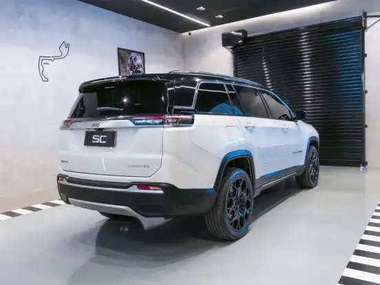 JEEP-COMMANDER-2021