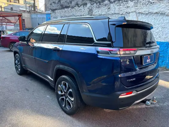 JEEP-COMMANDER-2022