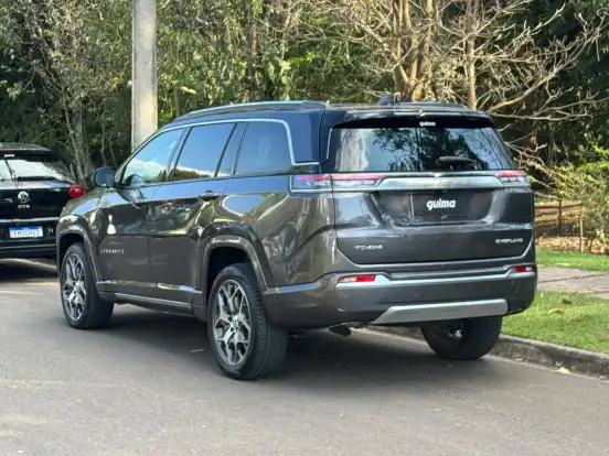 JEEP-COMMANDER-2022